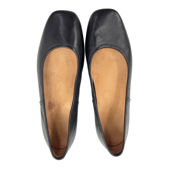 Vionic Black Genuine Leather Women's Flats Size 9 Pre-owned Good Condition - Picture 4 of 10